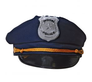 Poliisin hattu kaikille komisarioille!