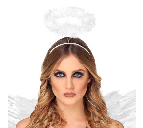 Valkoinen höyhensädekehä-panta naisella