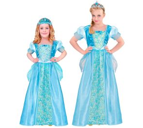 Sinisävyinen prinsessamekko kahdella eri ikäisellä ja kokoisella lapsella päällä